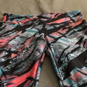 FABLETICS crop leggings